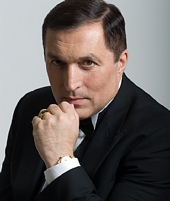 בורצ'לדזה פאטה, בס