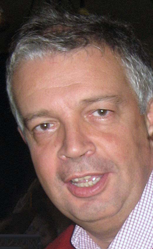 ג'ונס איאן, מעצב תאורה