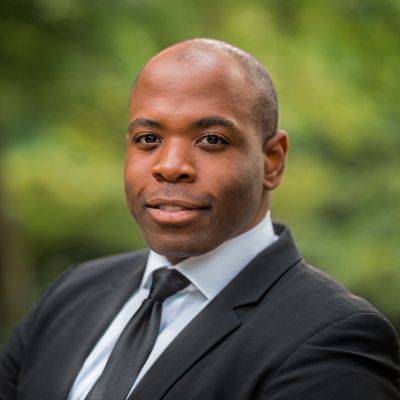 סטיוארט ג'ושוע, טנור