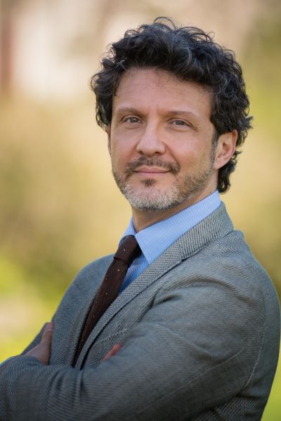 גואליארדו אוגו, בס