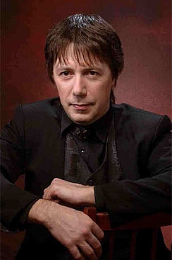 אוסטרוחוב מקסים, טנור