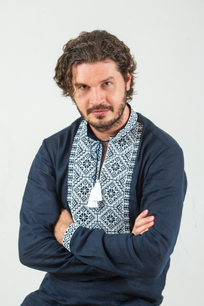 ברז'אנסקי טאראס, בס